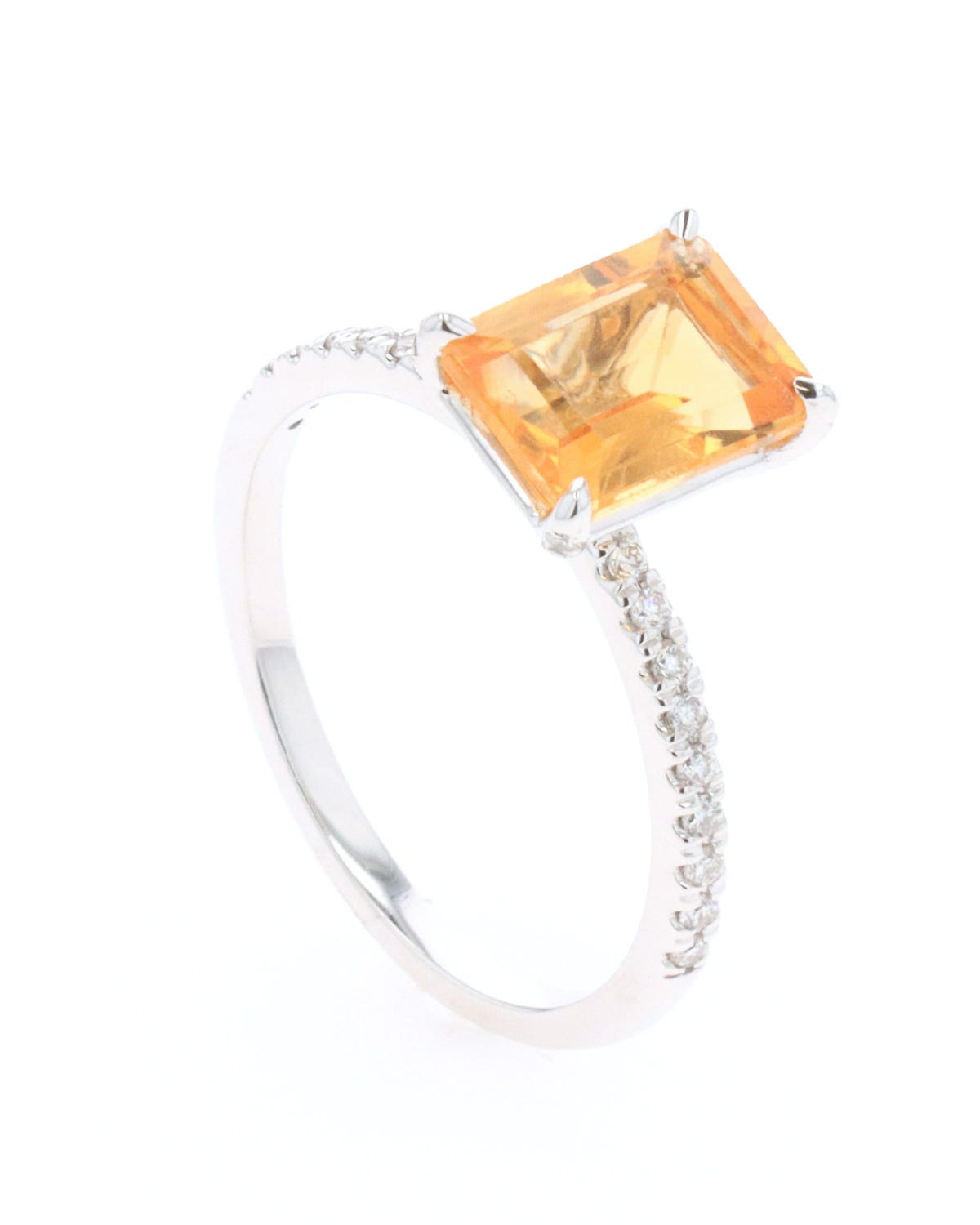 Anillo de oro blanco 14k con 25 pts de diamante y citrina