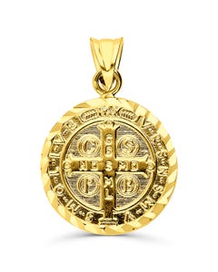 Medalla de San Benito hecha de oro amarillo de 14 Kilates 