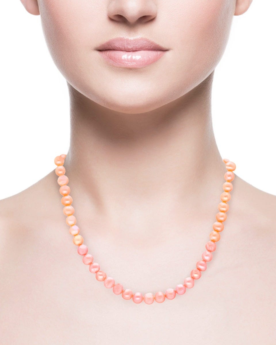 collar de oro amarillo con perlas 

