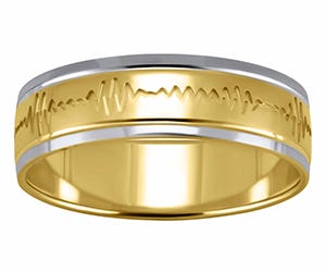Anillo de oro amarillo y blanco
