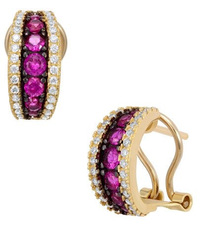 Aretes con piedras rosas